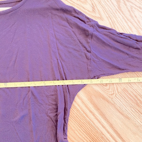 Old Navy - maternity top - Picture 7 of 8